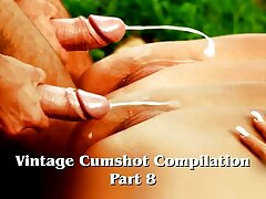ブルネットとおっぱいと男の子fucks 男 と 女 の エロ い 動画