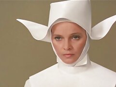 夜のバルコニー 女 えろ 動画