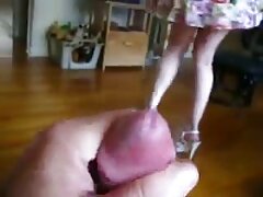 観光客のセックスはロシアで彼の冒険を続けています 女 エッチ サイト