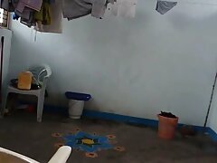 集められた鎖とラクダは、カフェのバスルームで爆発しました 露出 女 エロ 動画