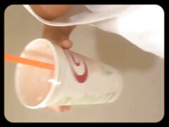 魅惑的なキティと二つの丸薬のシャワー ユーチューブ アダルト 女性
