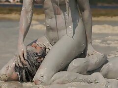 看護師は耳を傾け、薬を処方しました 大人 の 女性 エロ 動画
