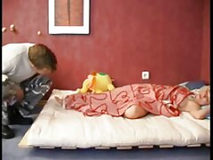 外観 女性 巨乳 動画