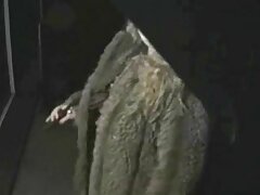 Alinaは彼女の唇と舌で陰茎を喜ばせる せっくす 動画 女性