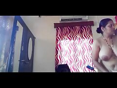 ウッドマンのために贈り物を準備した男 女 乳首 動画
